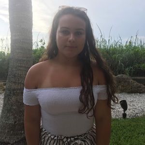 Meet your Posher, Tania